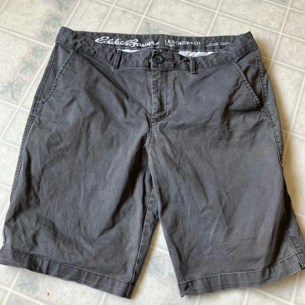 Eddie Bauer Legend‎ Wash Slightly curvy Gray Twill bermuda Shorts